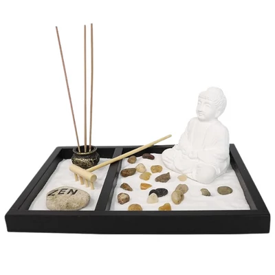 Zen kert fehér Buddhával